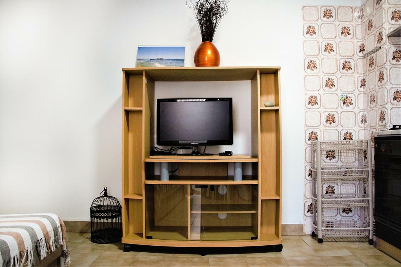 Apartmán Apartamento T1, 50 Metros Da Praia Quarteira Exteriér fotografie